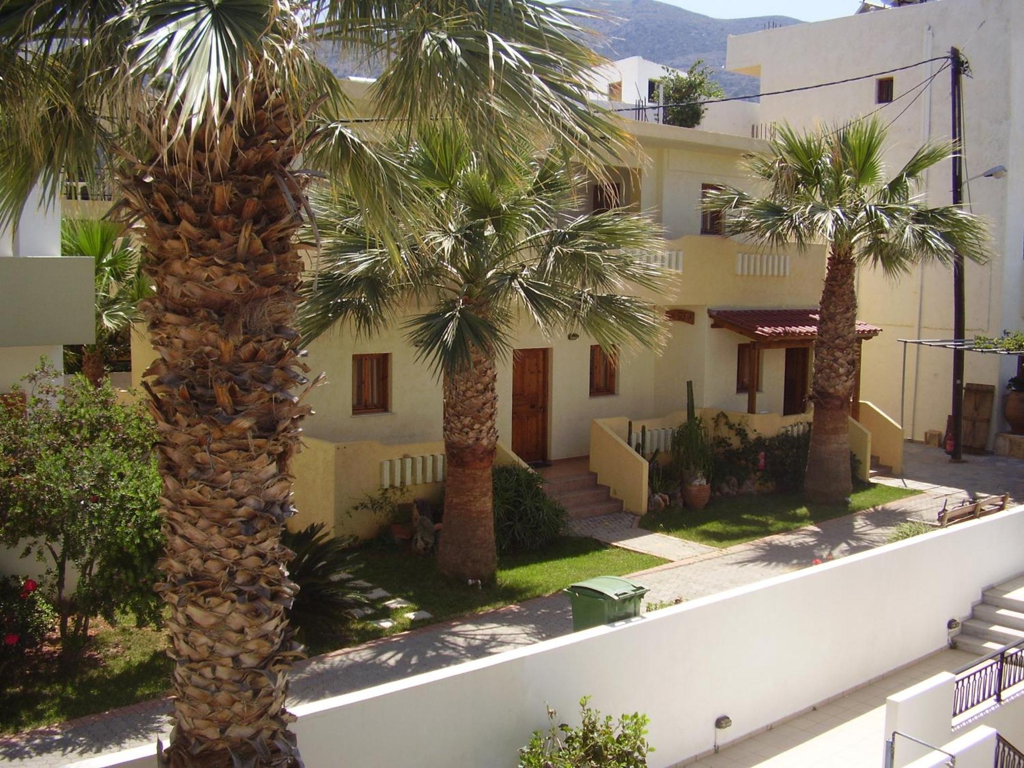 Lia Sofia Apartments Stalida エクステリア 写真