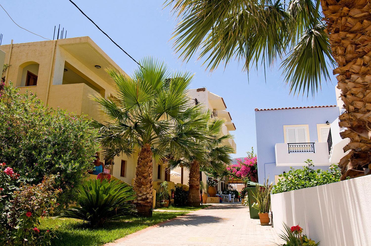 Lia Sofia Apartments Stalida エクステリア 写真