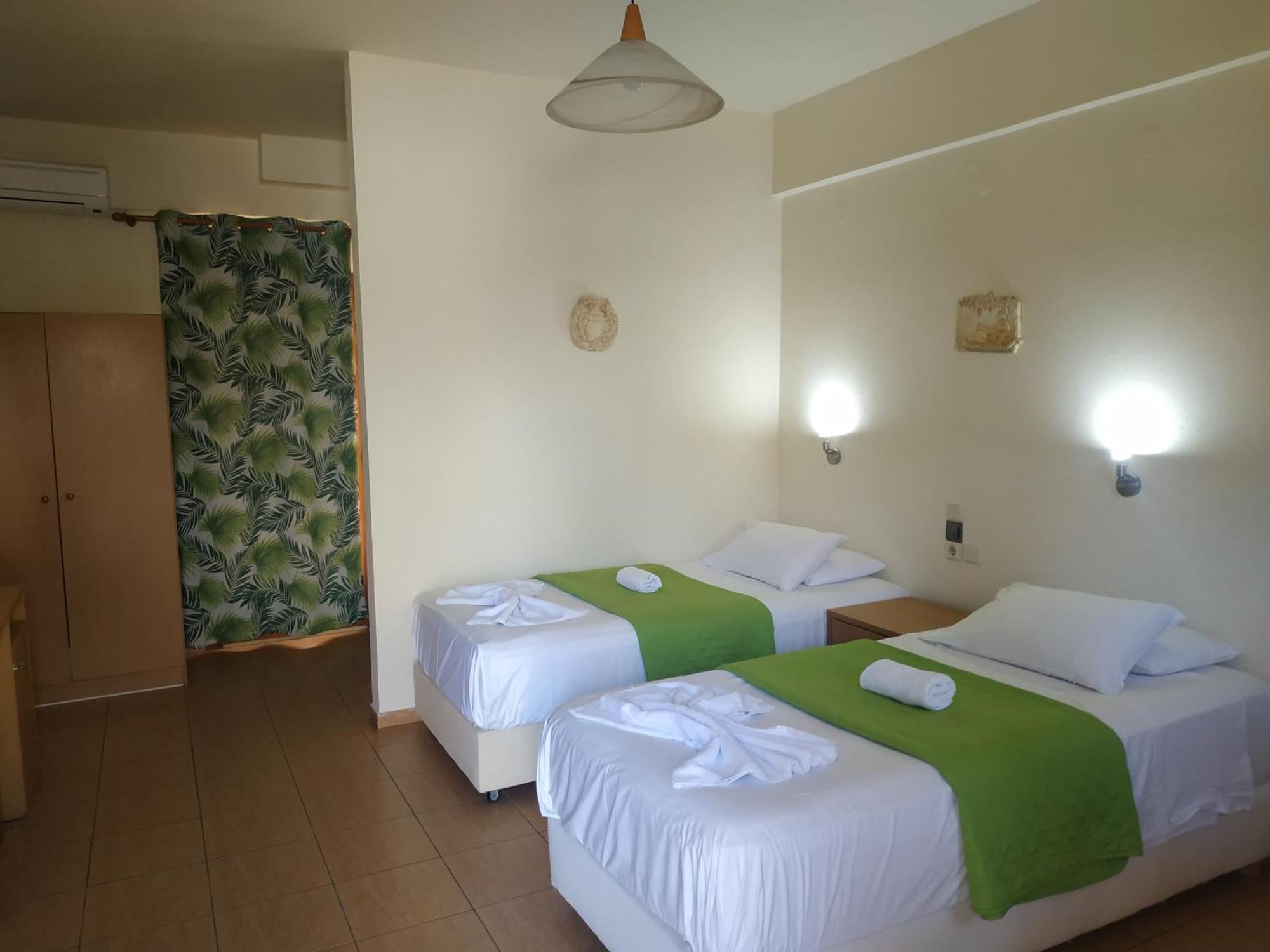 Lia Sofia Apartments Stalida エクステリア 写真