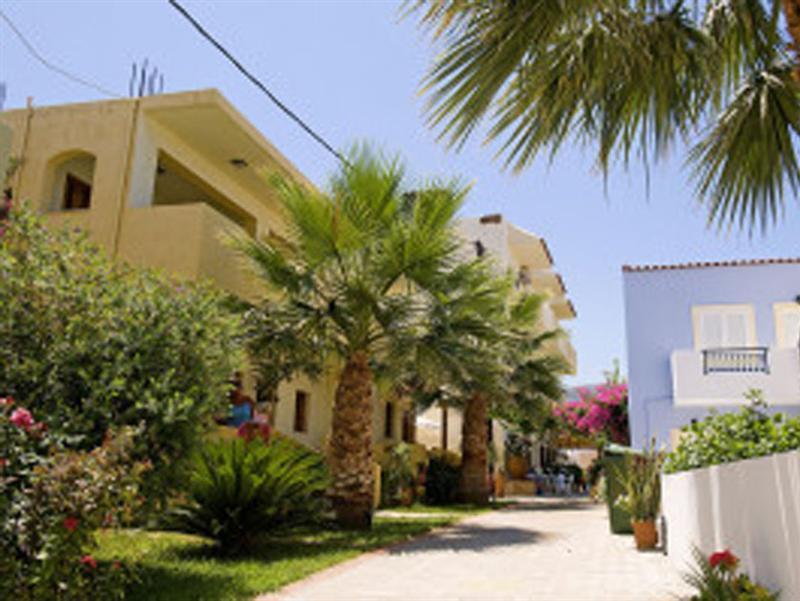 Lia Sofia Apartments Stalida エクステリア 写真